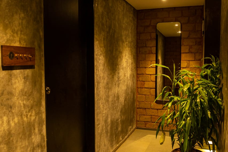 Premium Pond House Inside (4)